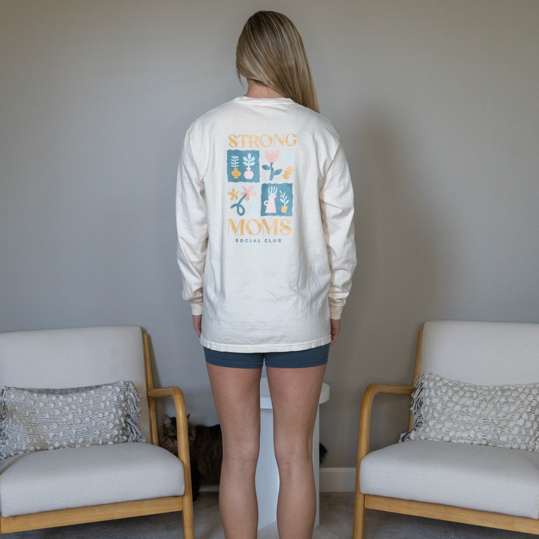 Strong Moms Social Club LS - CREAM FLORAL