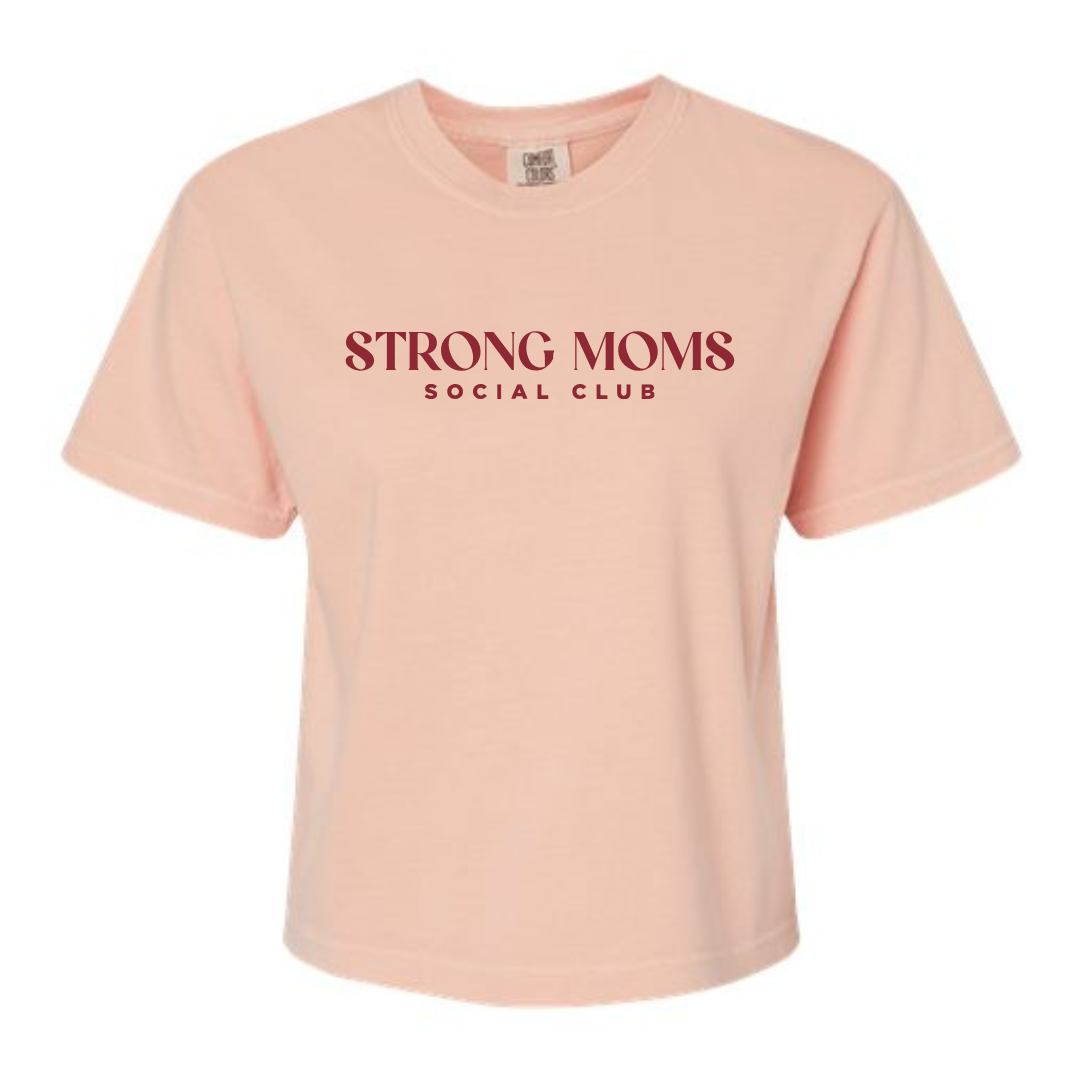 Strong Moms Social Club Crop - PEACH